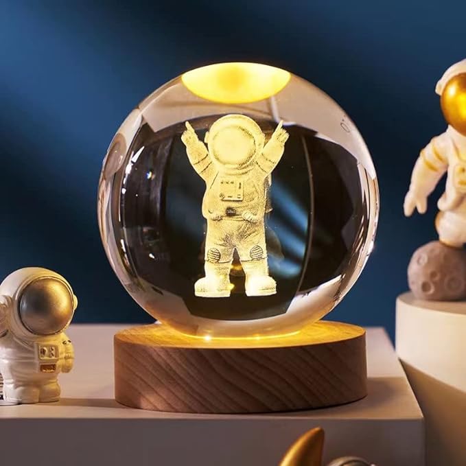 3D Astronaut Night Light Crystal Ball