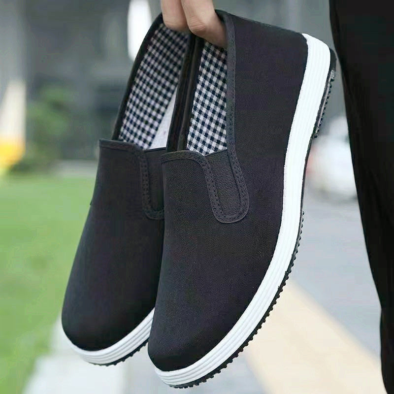 Comfortable breathable casual shoes